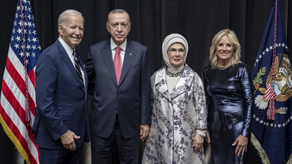 Cumhurbaşkanı Erdoğan Biden'ın liderler onuruna verdiği yemeğe katıldı
