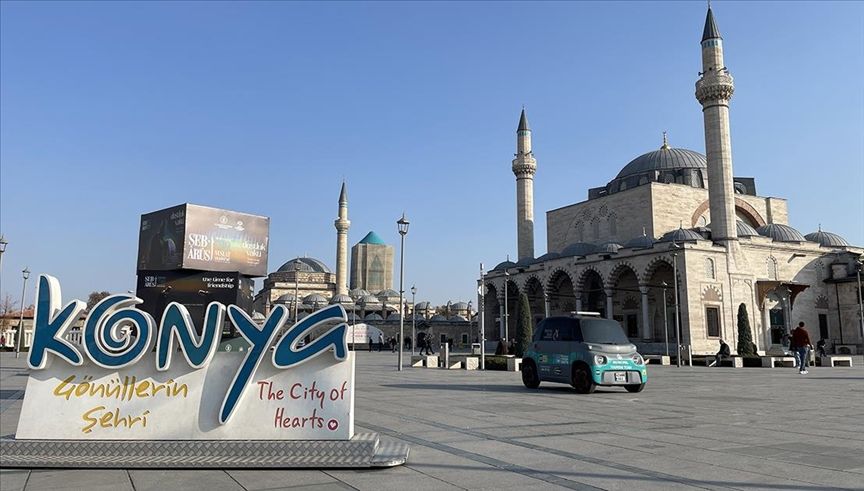 Mevlana, 'Dostluk Vakti' temasıyla farklı din ve kültürden insanları Konya'da buluşturacak