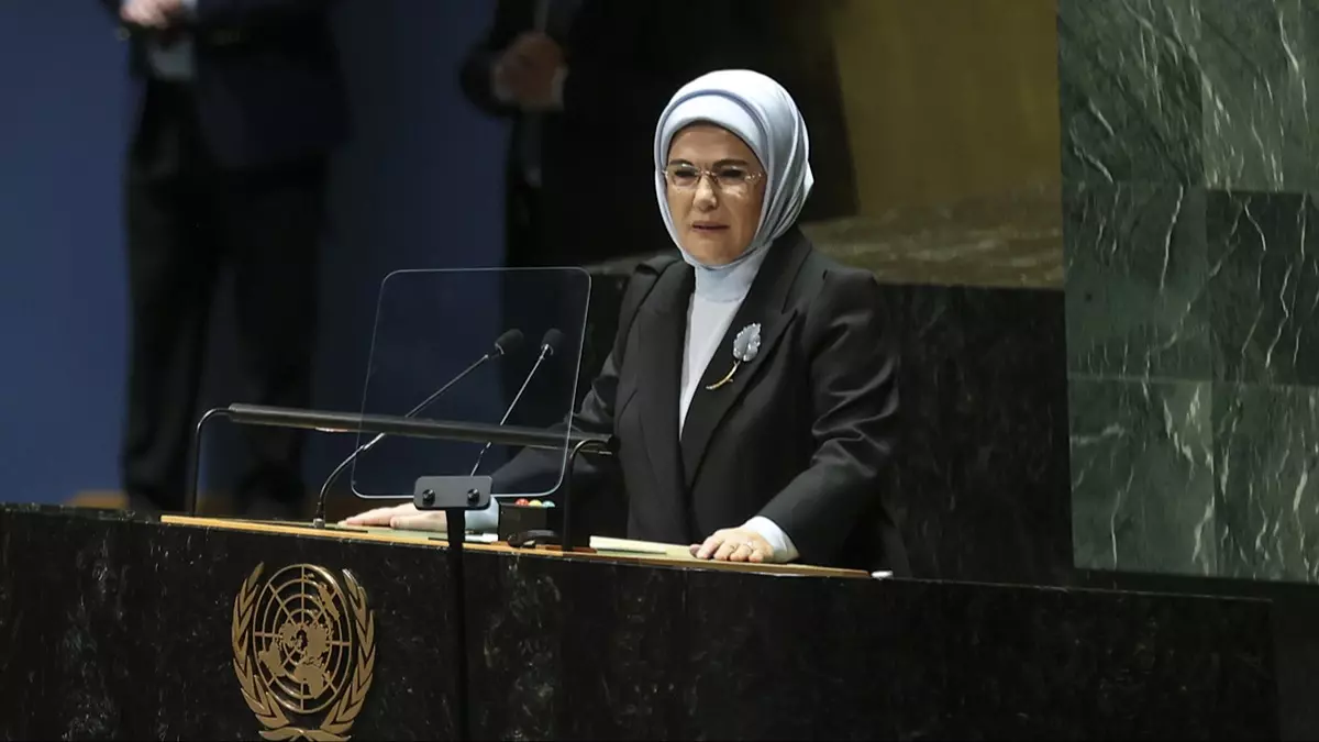 BM'de konuşan ilk Türk ''First Lady'' olan Emine Erdoğan'dan dünyaya kritik çağrı