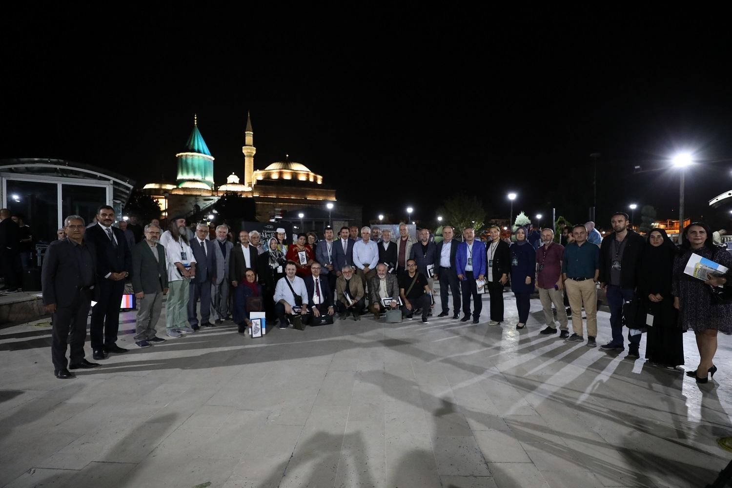 Konya'da  Uluslararası 13. Mevlana şiir şöleni gerçekleştirildi
