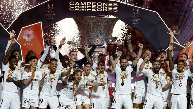 İspanya'da Süper Kupa Real Madrid'in