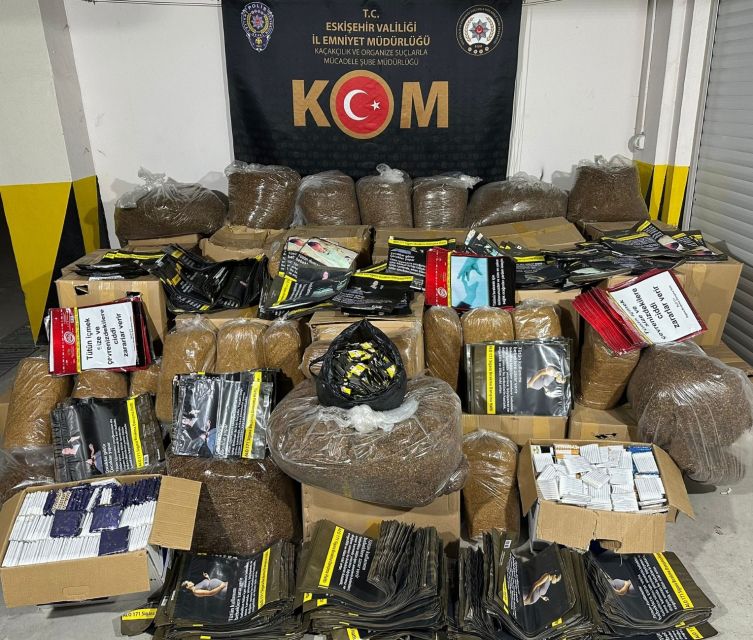 Eskişehir'de kaçakçılık operasyonu: 18 gözaltı