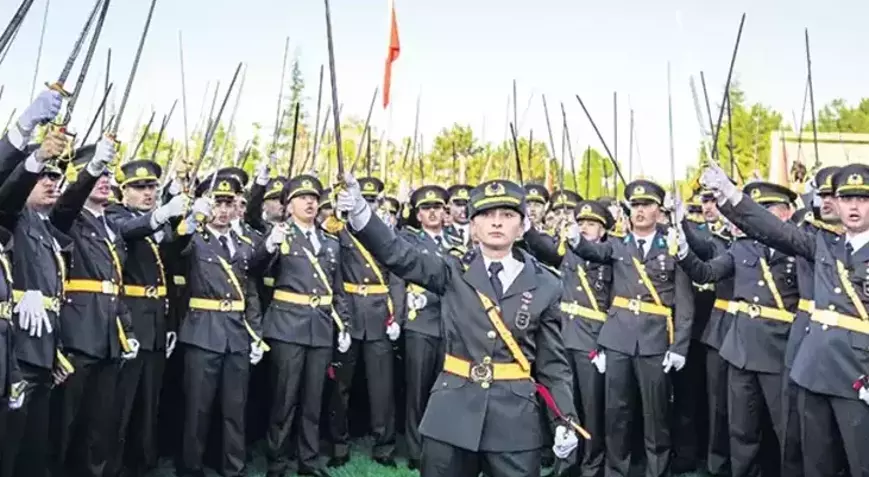 MSB duyurdu: Kılıçlı yeminde teğmenlerle ilgili karar