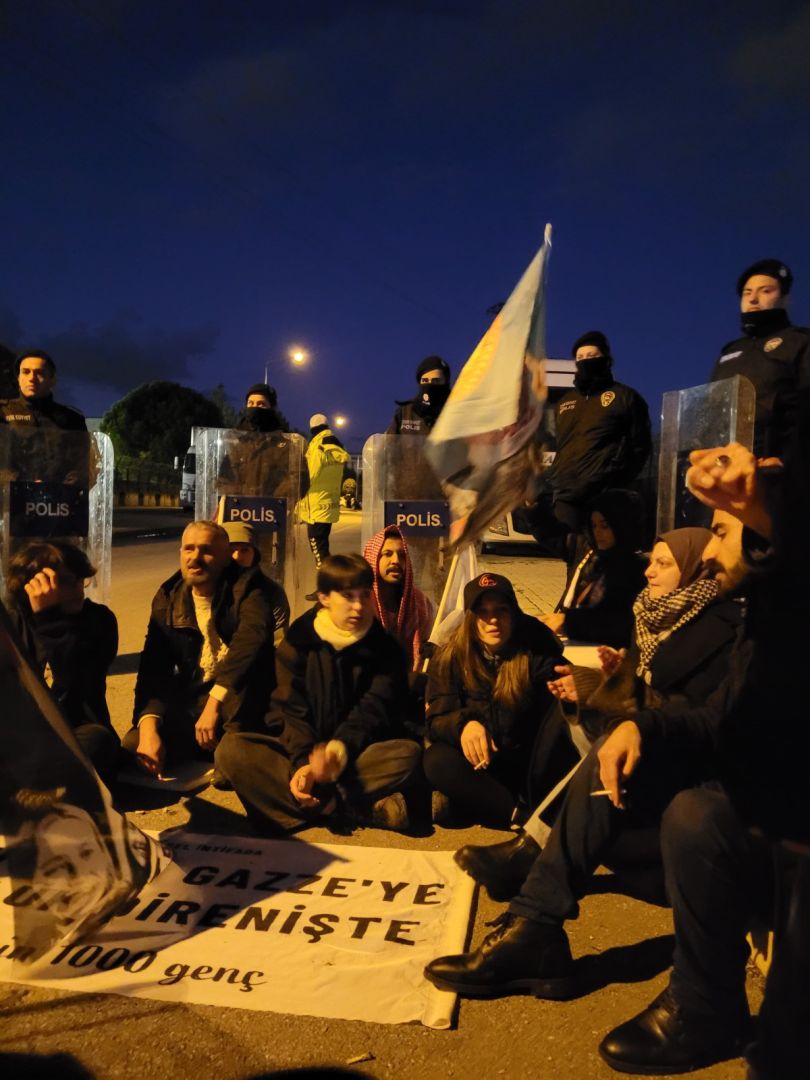 “İsrail’le ticareti kes” diyen 11 gence dava! Savcılıktan 3 yıla kadar hapis talebi 