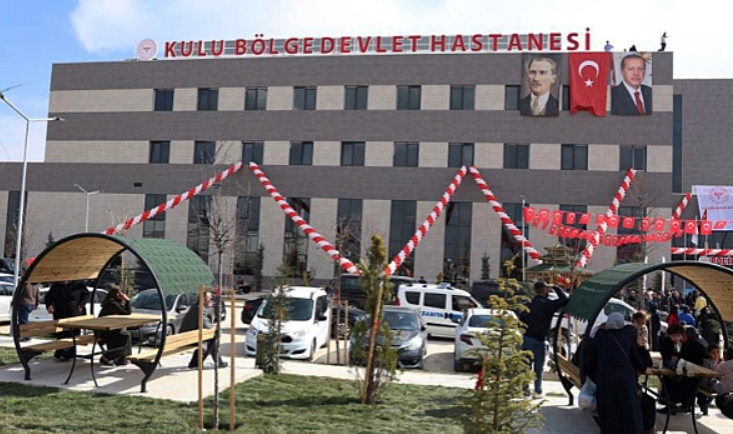 Konya’daki o hastanede bir ilk: Yapılması zor olan ameliyat başarıyla yapıldı!