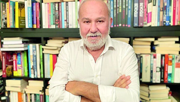 Özkan Saçkan günün kitaplarını yorumladı