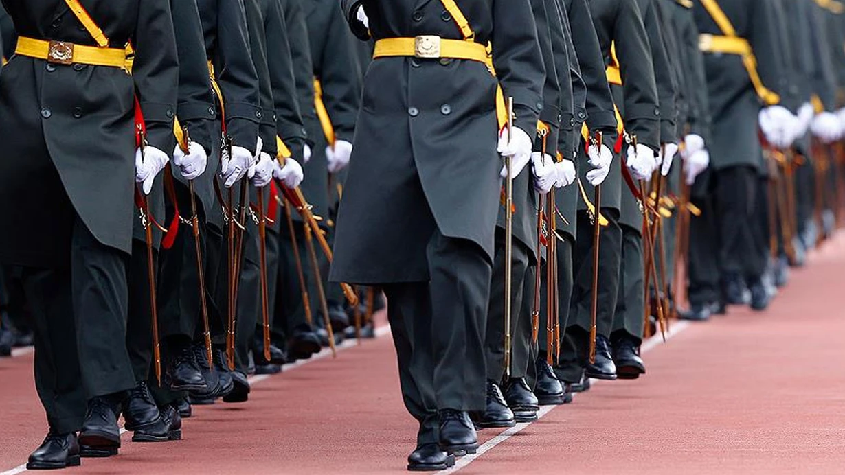 TSK'ya FETÖ operasyonu! Görev başındaki 174 asker için gözaltı kararı