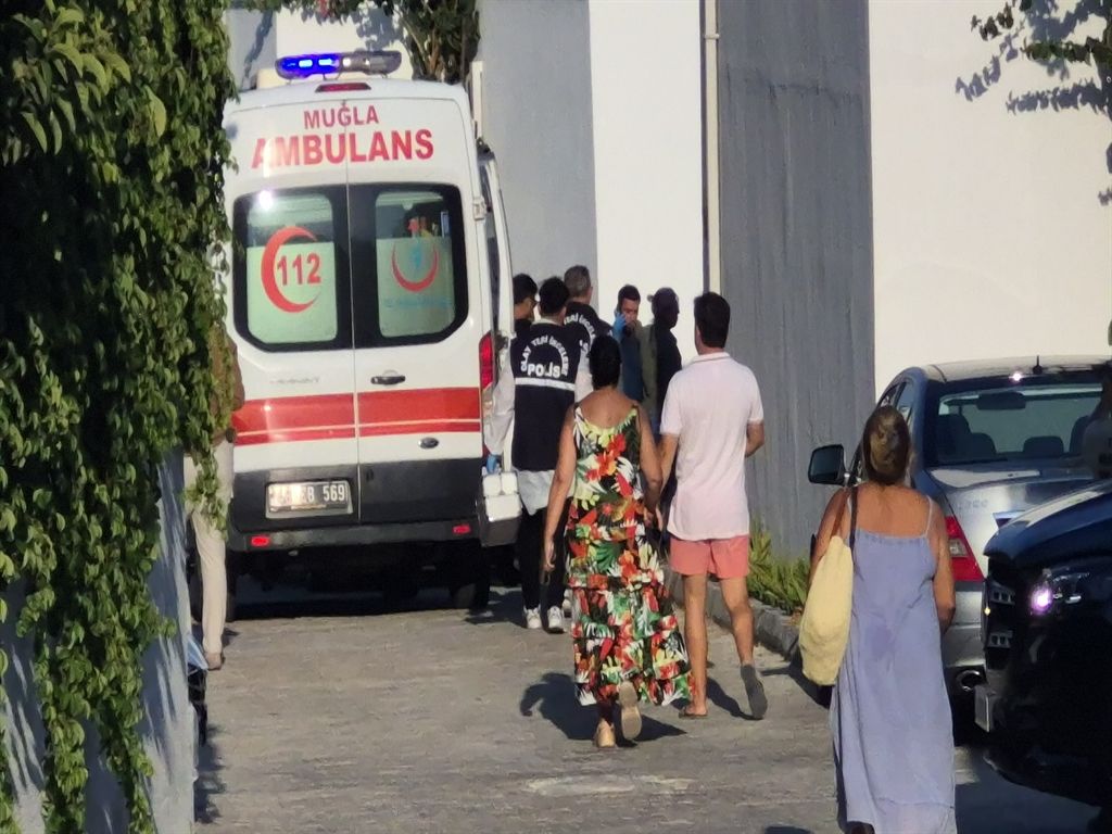 Bodrum’da iki sevgili başından vurulmuş halde ölü bulundu