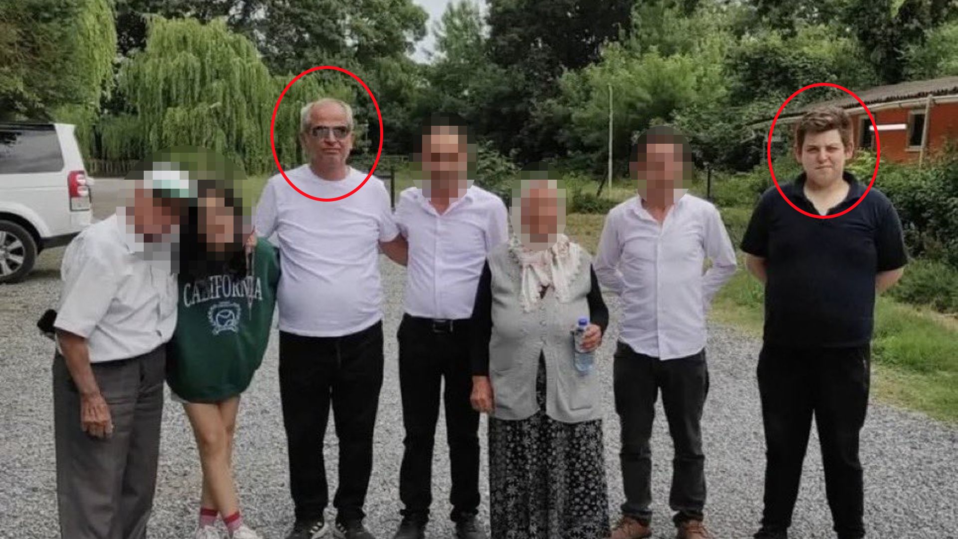 Cumhuriyet Savcısı Ercan Kayhan boğazından bıçaklandı: Katili ile aynı karede yer almış