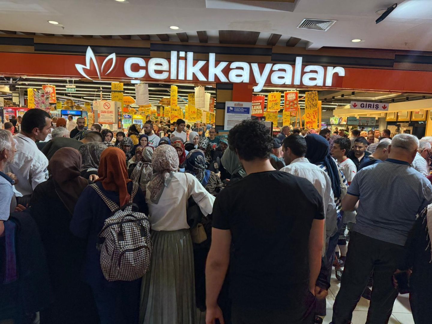 Çelikkayalar AVM, haftanın indirimli ürünler listesini açıkladı