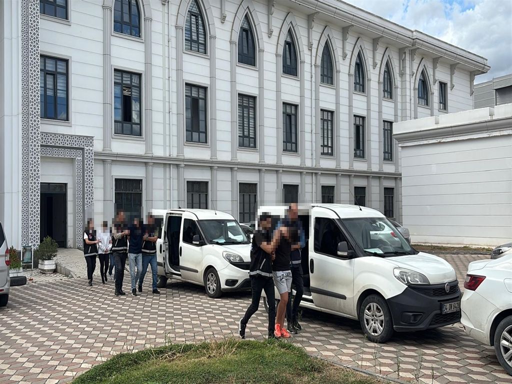 'Kız meselesi' cinayetinde 2 tutuklama