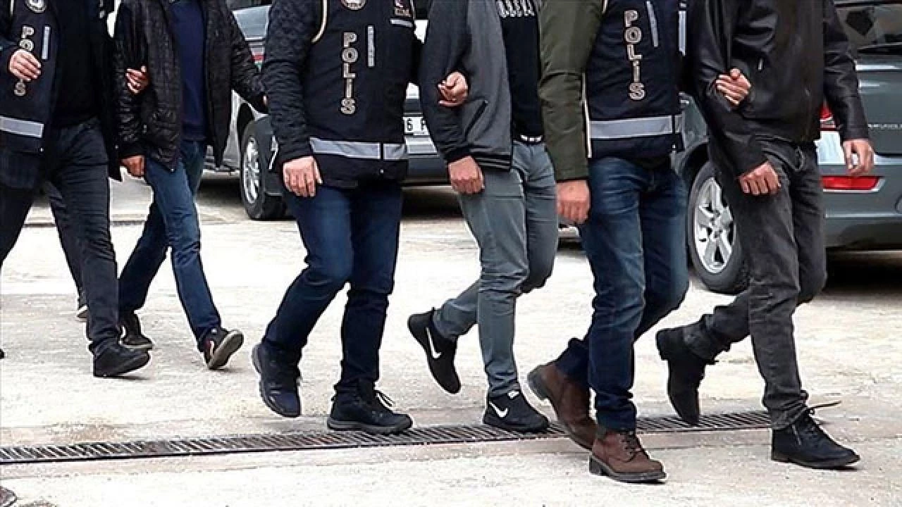Konya merkezli 16 ilde FETÖ operasyonu! 21 şüpheli yakalandı