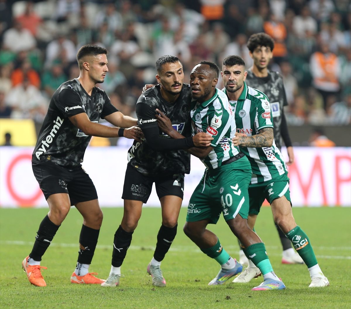 Konyaspor, Alanyaspor'a evinde mağlup oldu