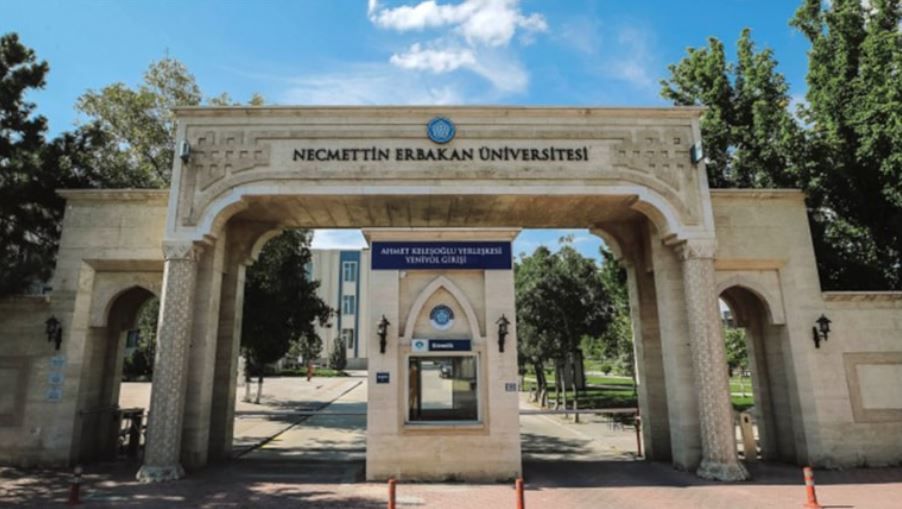 Sayıştay sürekli uyarıyor Rektör takmıyor! Dolu kadrolara yine vekâleten görevlendirme yapmış!
