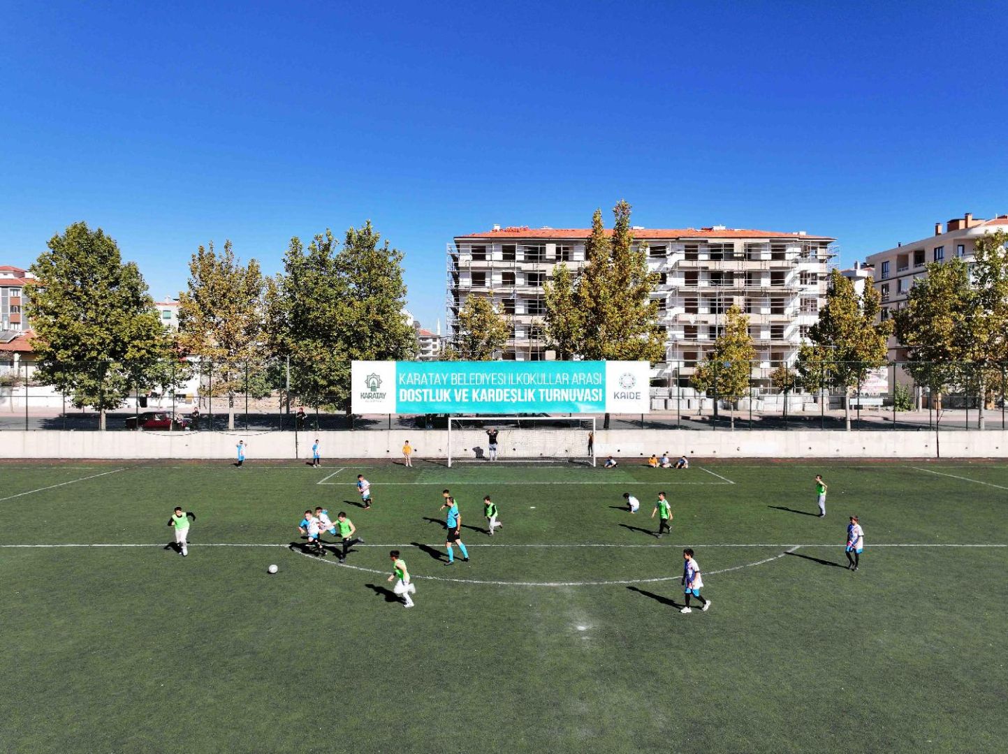 Karatay, İlkokullar Arası Dostluk ve Kardeşlik Futbol Turnuvası başladı