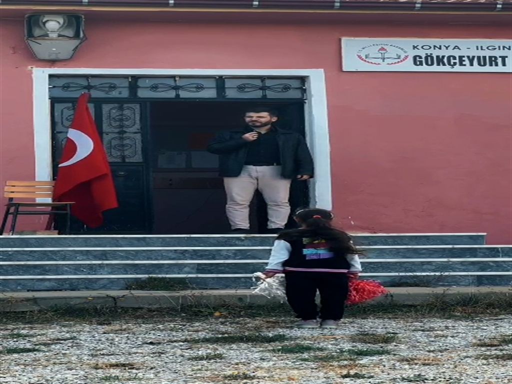 Konya'da 1 öğretmenli, 1 öğrencili okulda 29 Ekim töreni 
