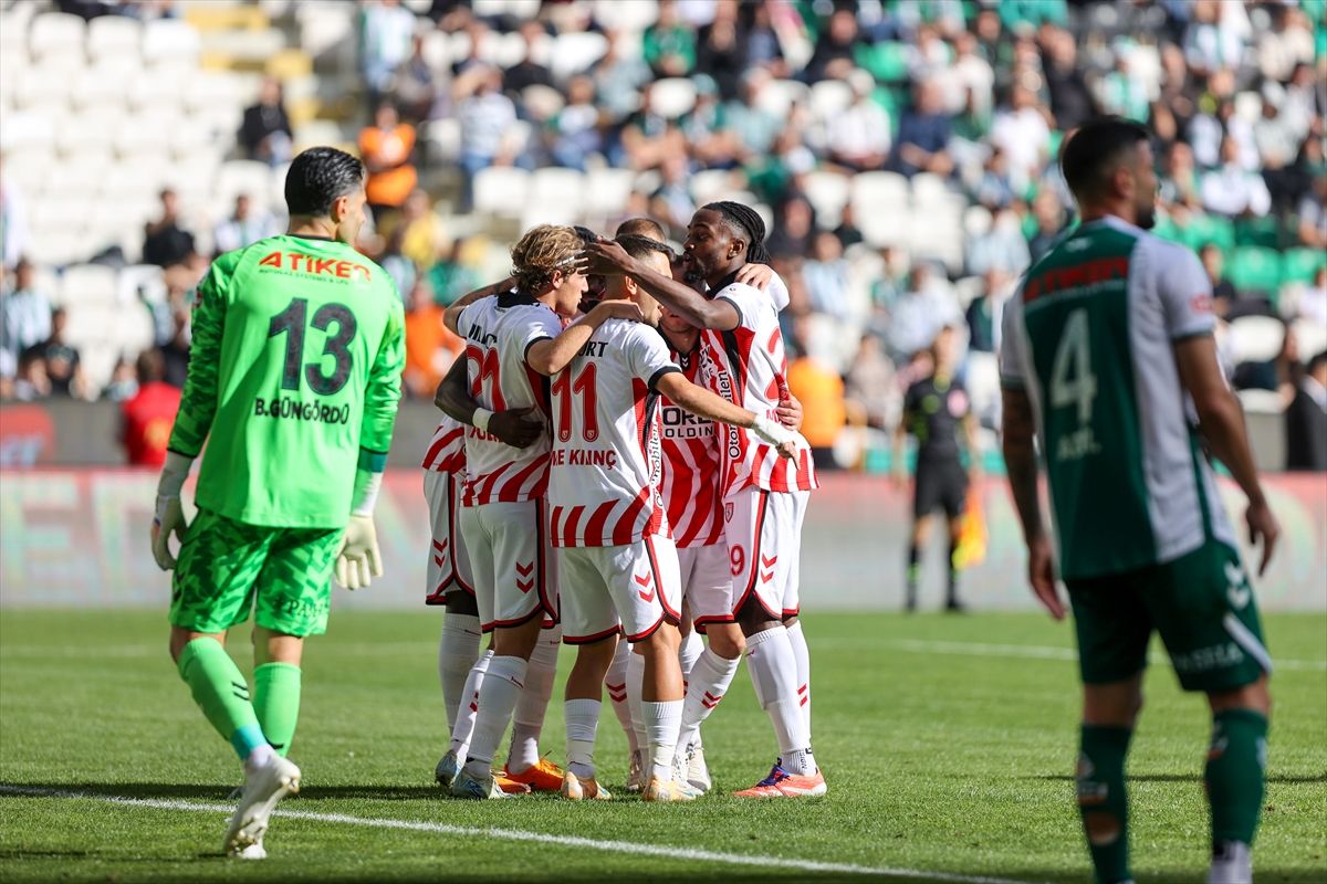 Konyaspor evinde dağıldı: Tribünler hayal kırıklığı yaşadı!
