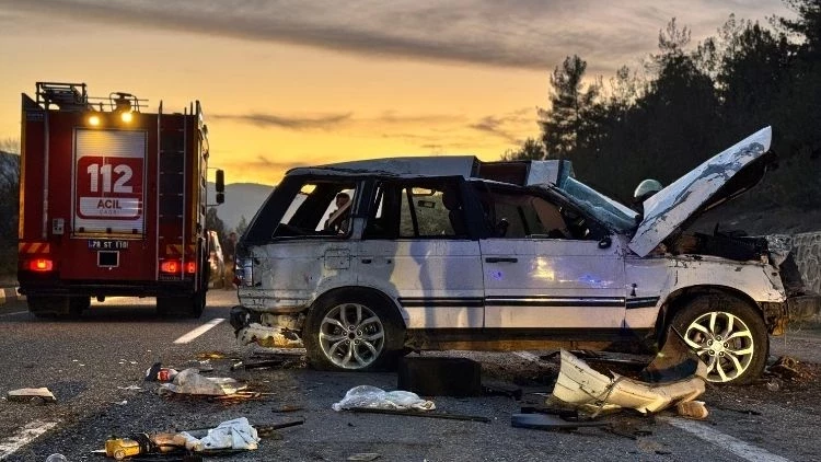 Feci kaza... Devrilen cipte 2 kişi öldü, 7 kişi yaralandı