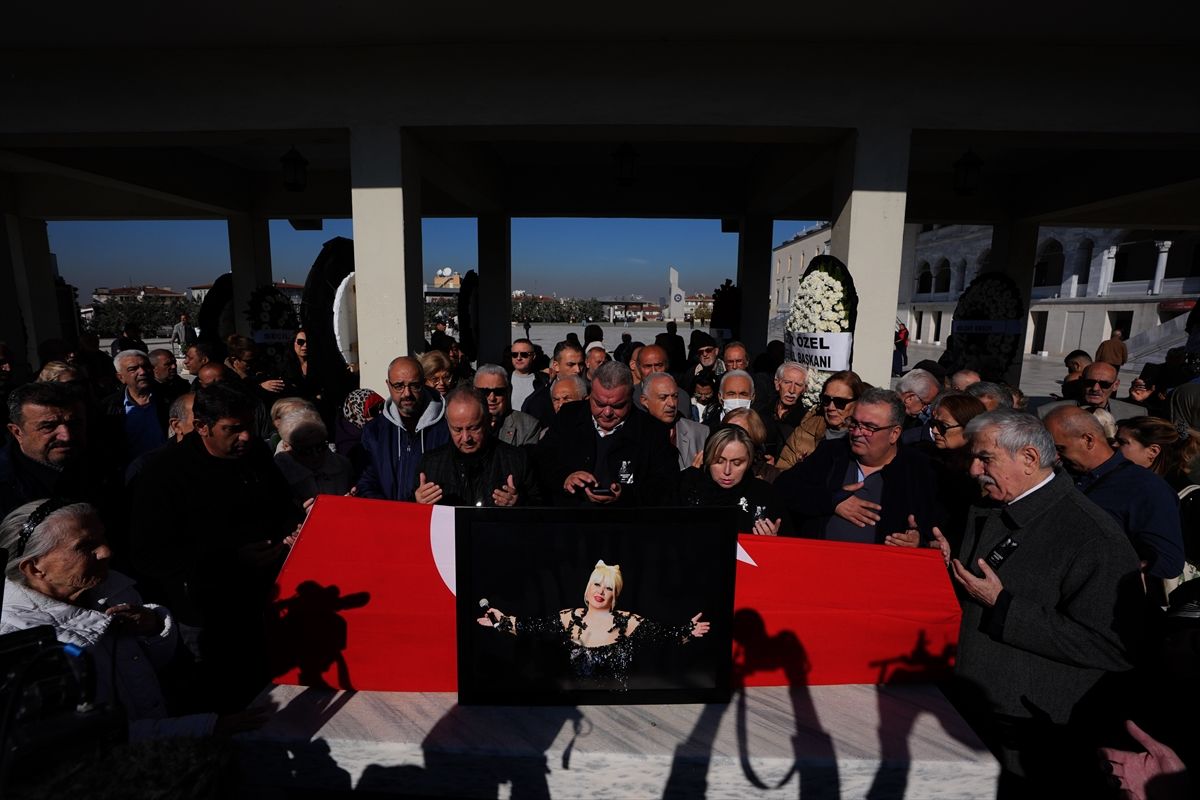 Muazzez Abacı Son Yolculuğuna Uğurlandı