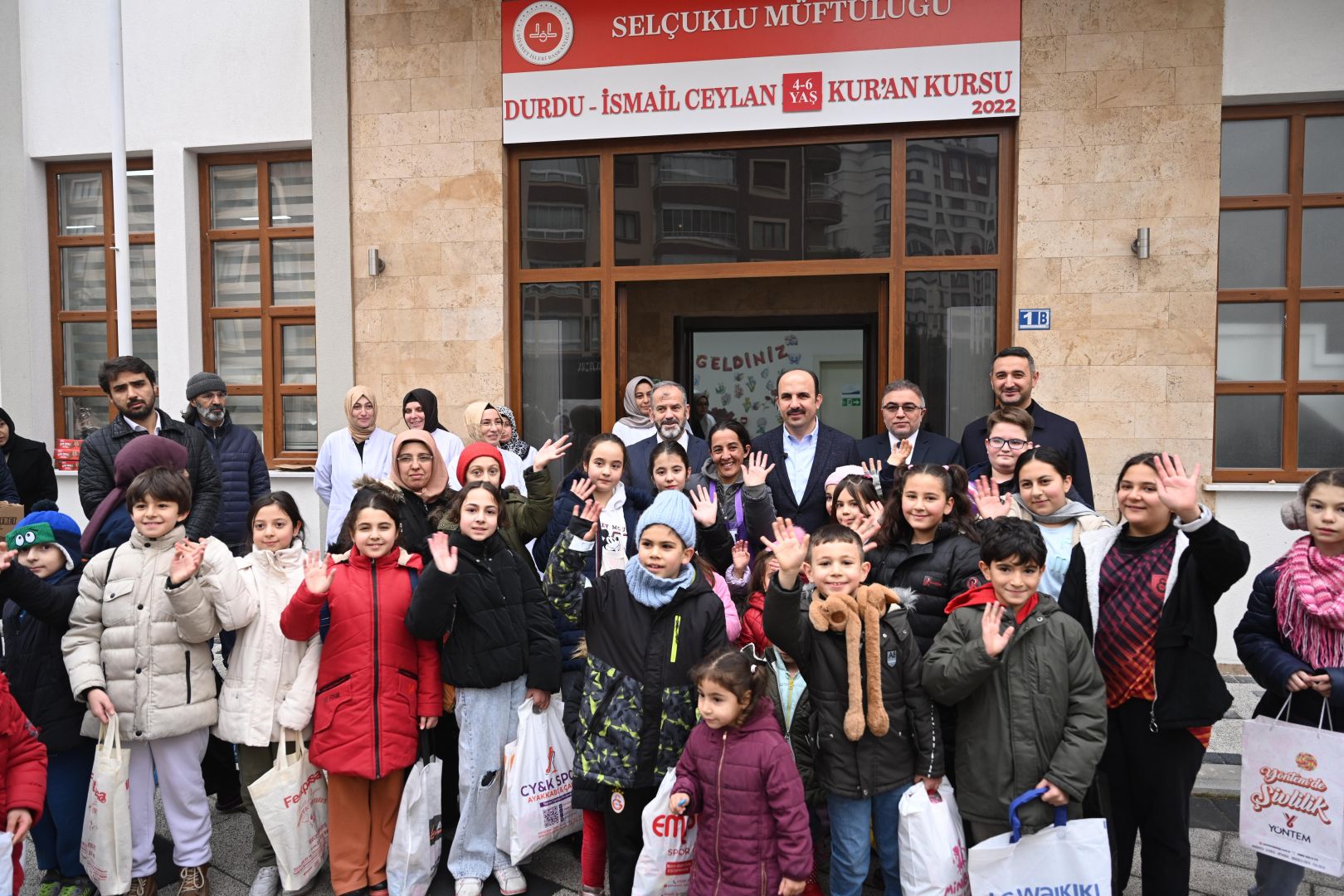 Başkan Altay Çocukların “Şivlilik” Coşkusuna Eşlik Etti