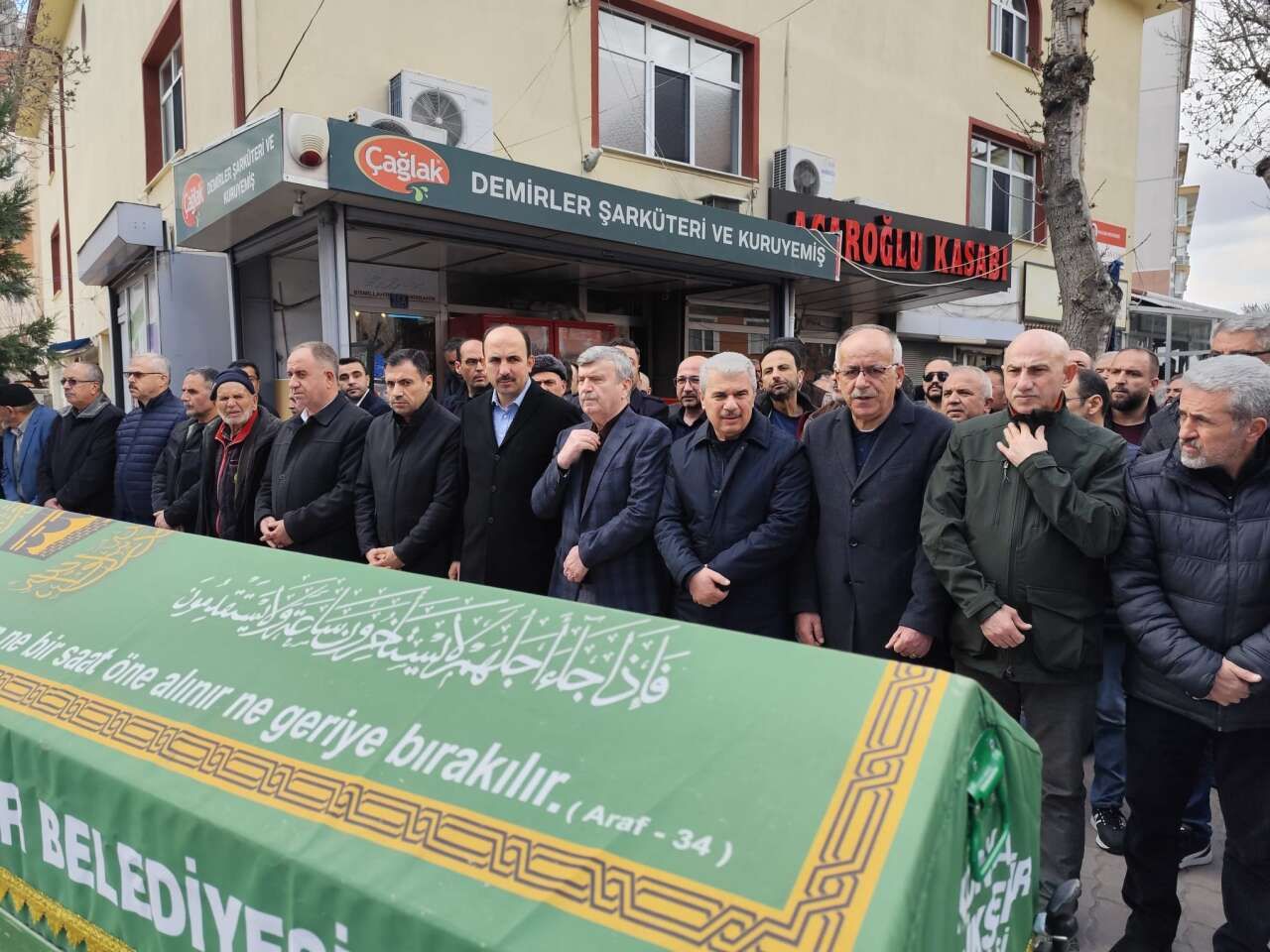 MHP’li Mustafa Kalaycı’nın acı günü: Kayınpederi Osman Uyan son yolculuğuna uğurlandı