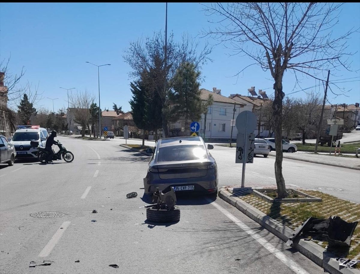 Beyşehir'deki trafik kazasında 2 kişi yaralandı