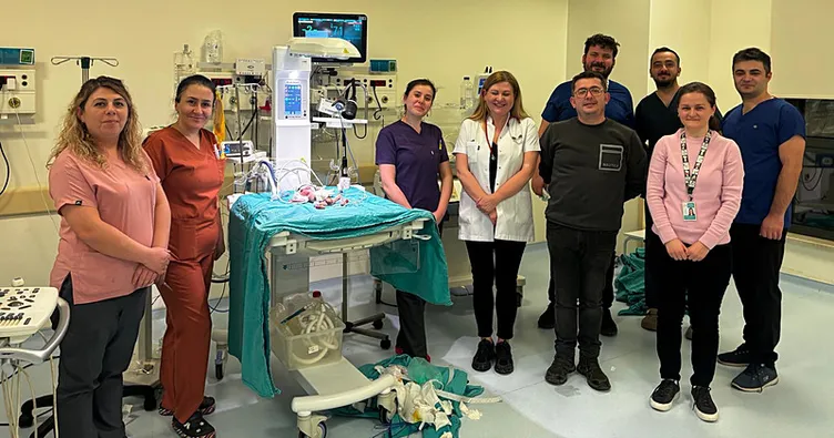 Konya-Eskişehir arası hayat kurtarma operasyonu! 700 gramlık parmak bebeğe kalp ameliyatı