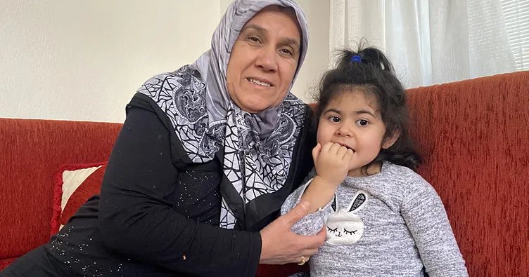 Annesi Koronavirüsten ölen küçük kızın yeni ailesi oldular