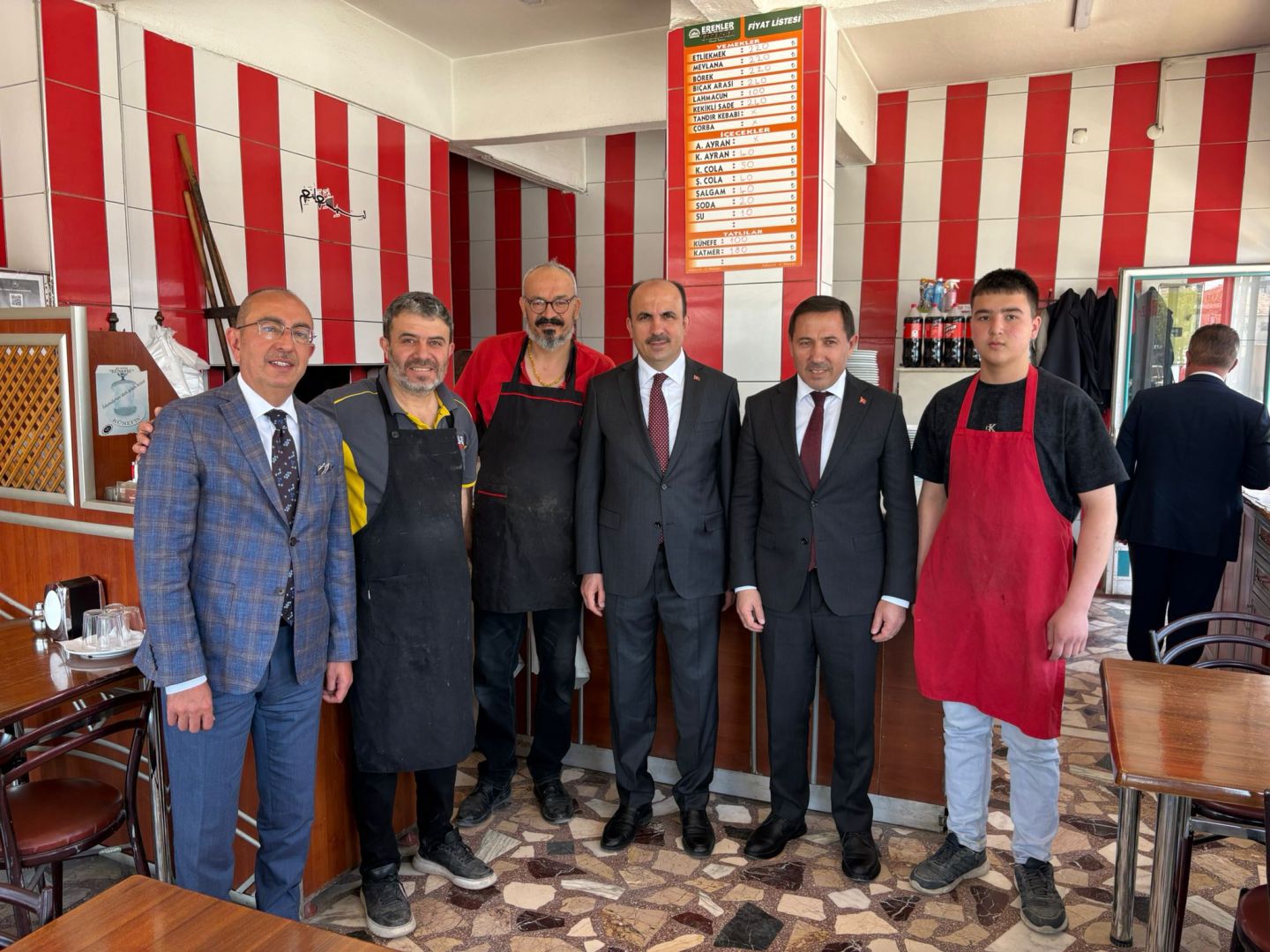 Başkan Altay, Başkan Kılca, Başkan Kavuş, Karaman Caddesi’nde Esnaf ve Vatandaşlarla Buluştu