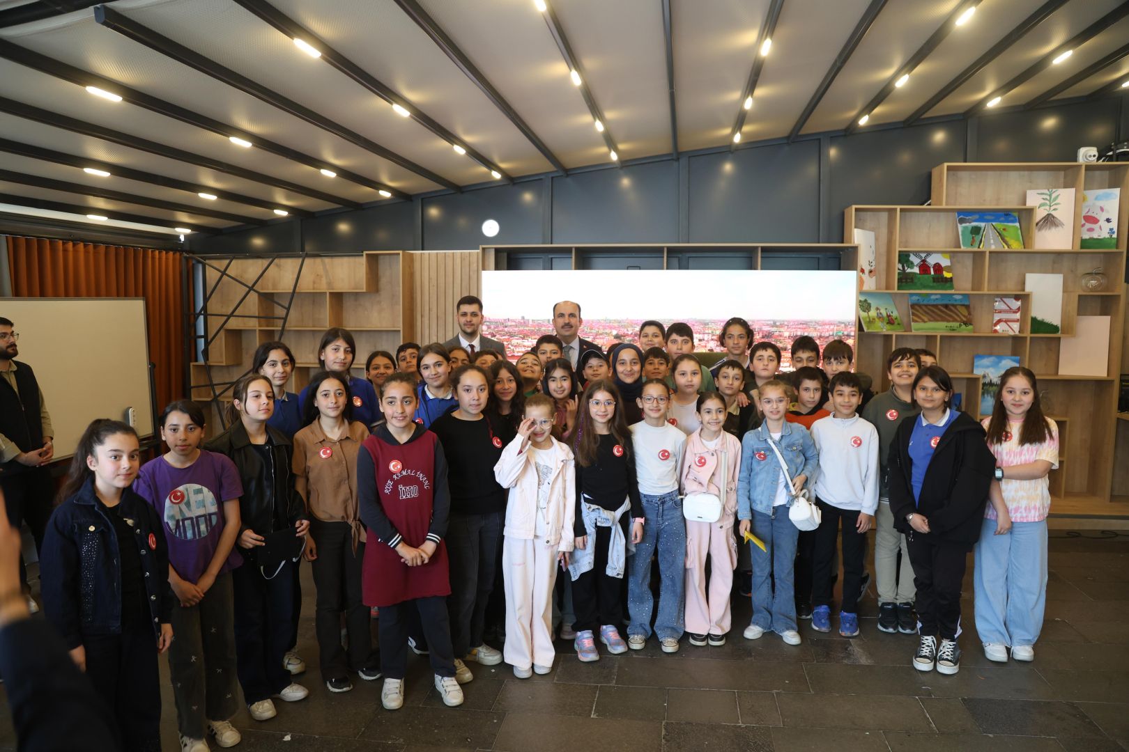 Başkan Altay, Çocuk Meclisi ve Gençlik Meclisi Üyeleriyle Buluştu
