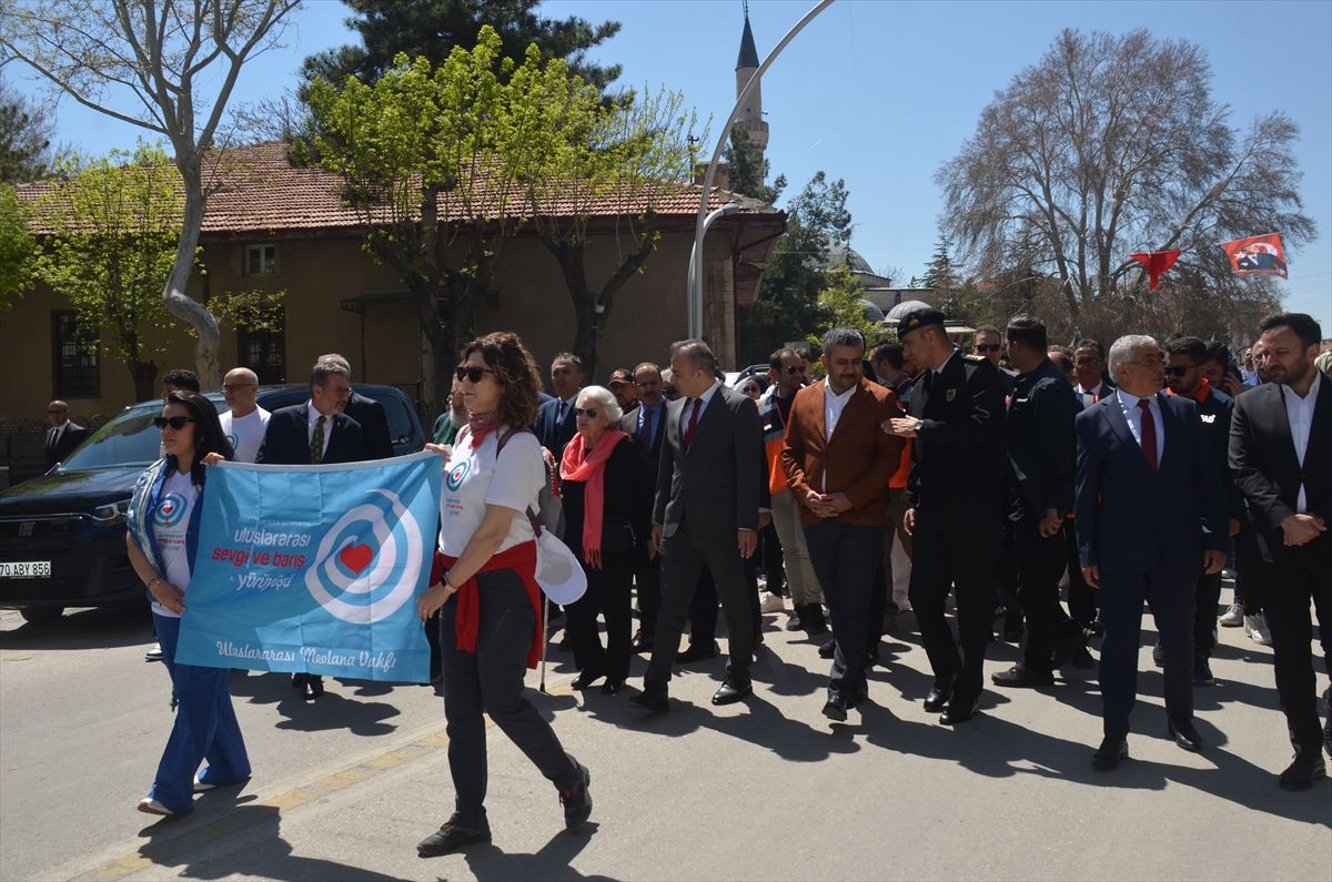 Karaman'da 8. Uluslararası Sevgi ve Barış Yürüyüşü başladı