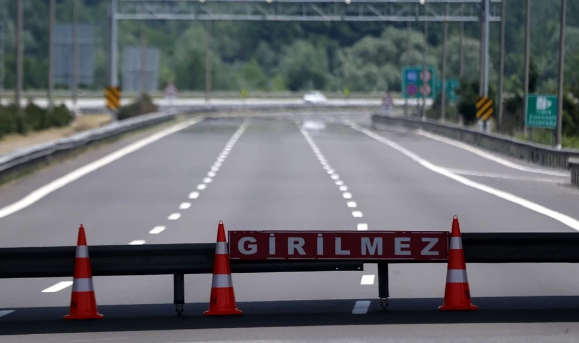 Konya’daki sürücülere kritik uyarı: Yol trafiğe kapatıldı!