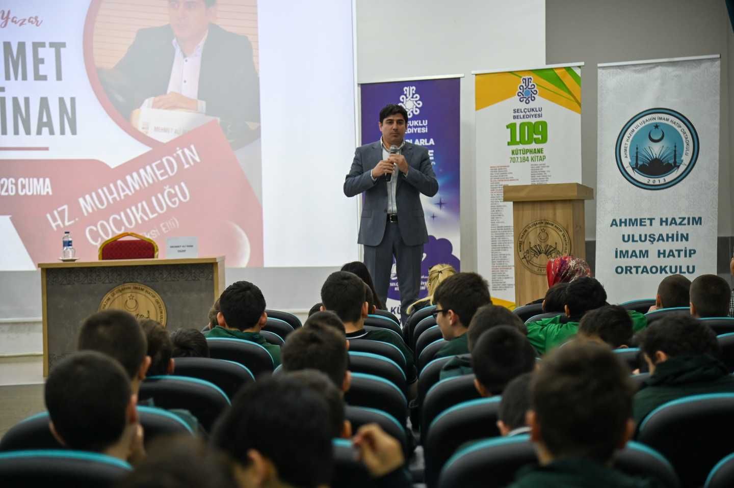 Selçuklu’da “Okur-Yazar Buluşmaları” 4. Kez Öğrenci ve Yazarları Bir Araya Getiriyor