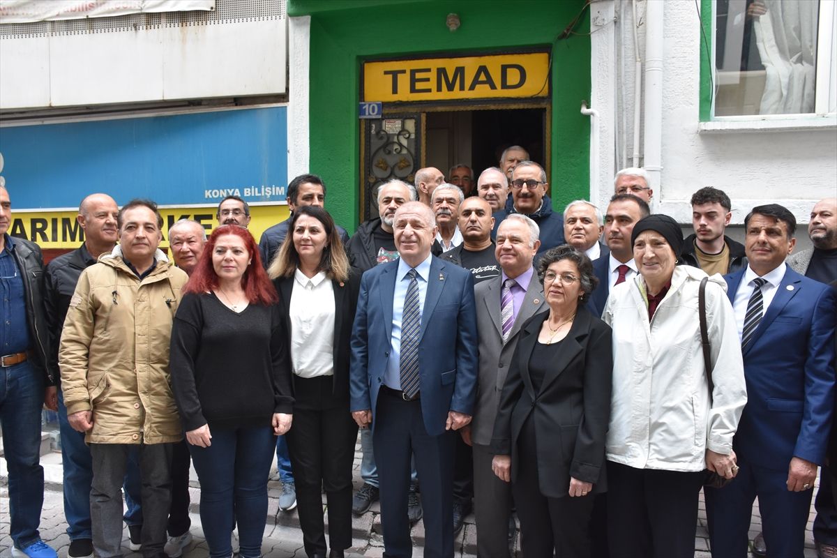 Zafer Partisi Genel Başkanı Özdağ, Konya'da ziyaretlerde bulundu