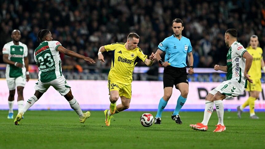 Fenerbahçe Konya'da farklı kazandı, ancak şampiyonluk için yetmedi!