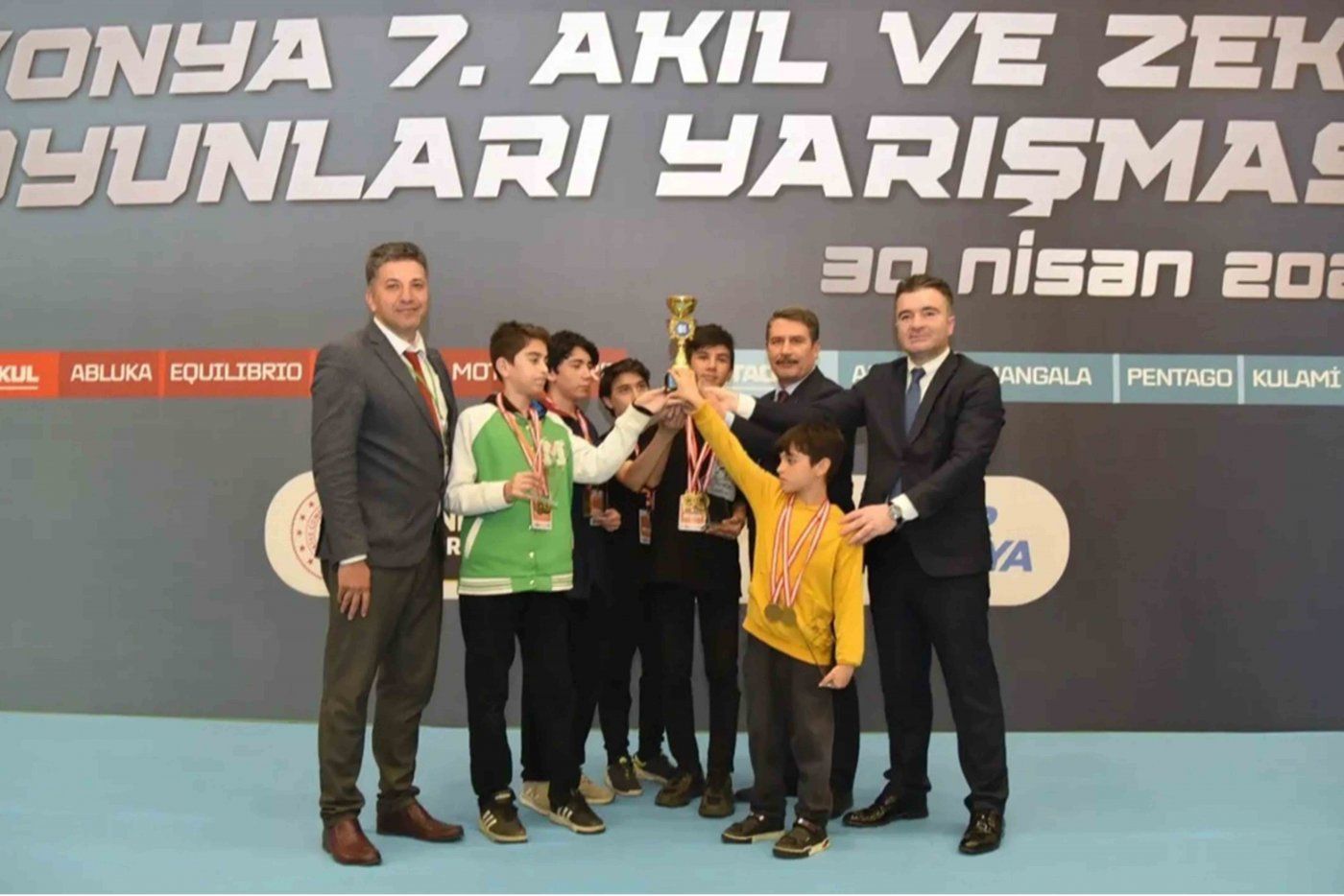 Akıl Zekâ Oyunlarına Mega İmzası