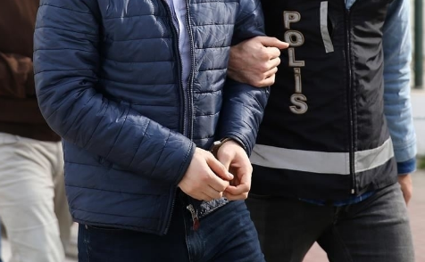 Konya'da Kuyumcu Soygunu: Kaçarken Kaza Yapan 4 Şüpheliden 2'si Yakalandı