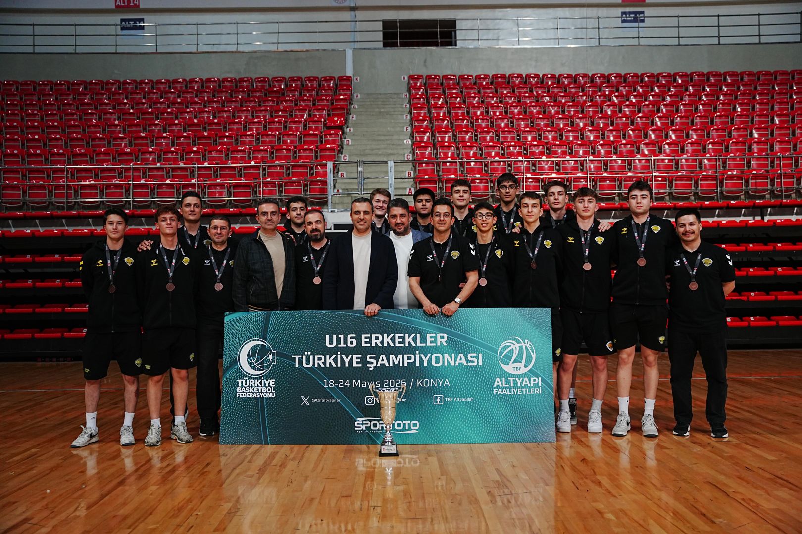 Potada Büyük Gurur: Konya Büyükşehir Belediyespor U16 Takımımız Türkiye Üçüncüsü