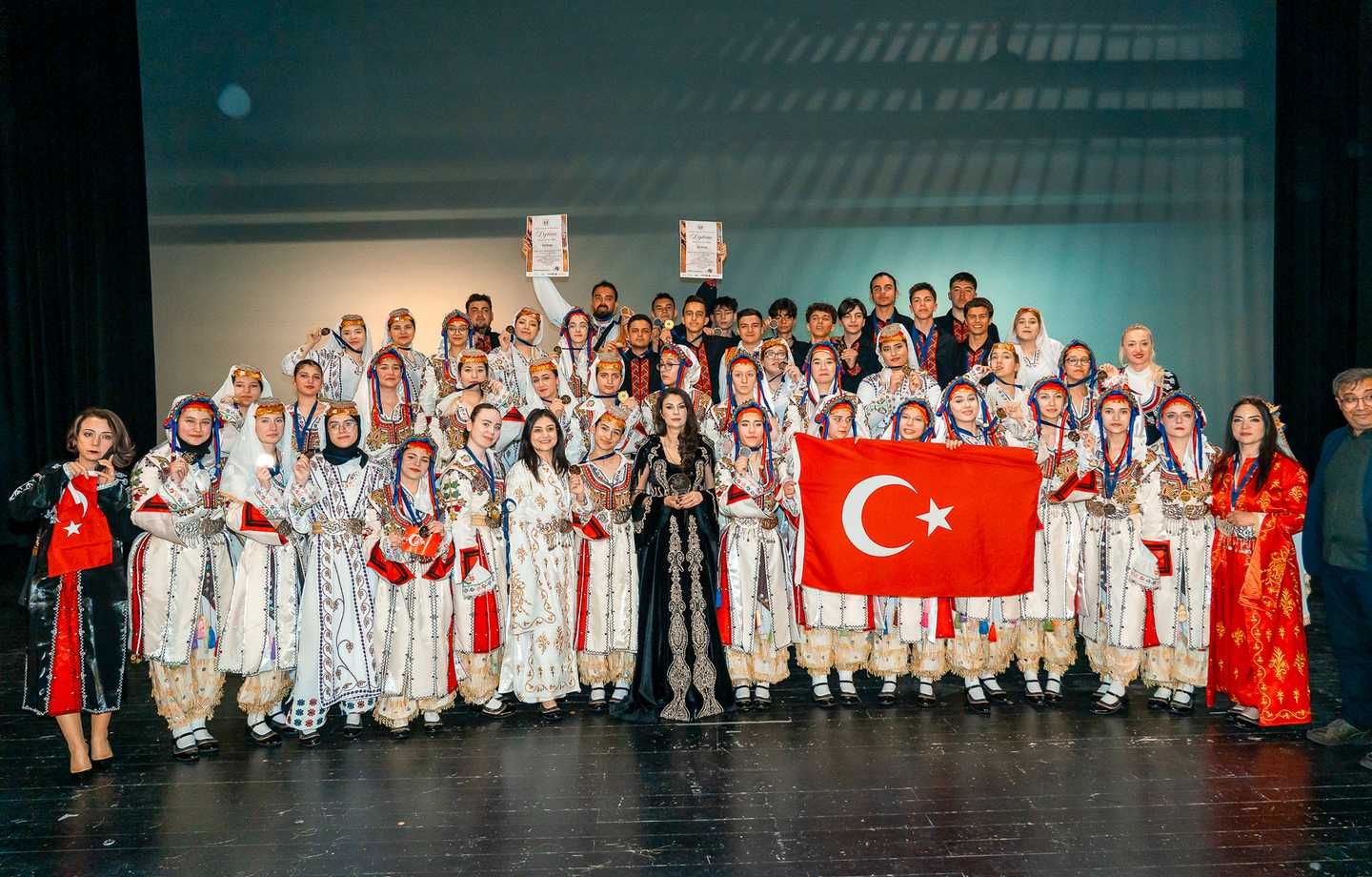 Selçuklu Belediyesi Güzel Sanatlar Lisesi İspanya’da Gönülleri Fethetti