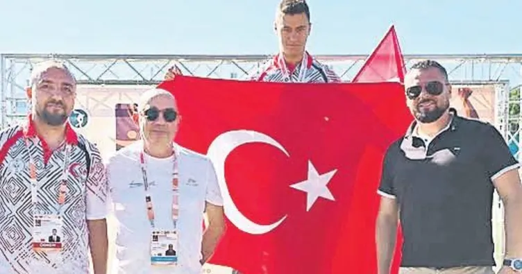 Engelleri aştı rekora koştu