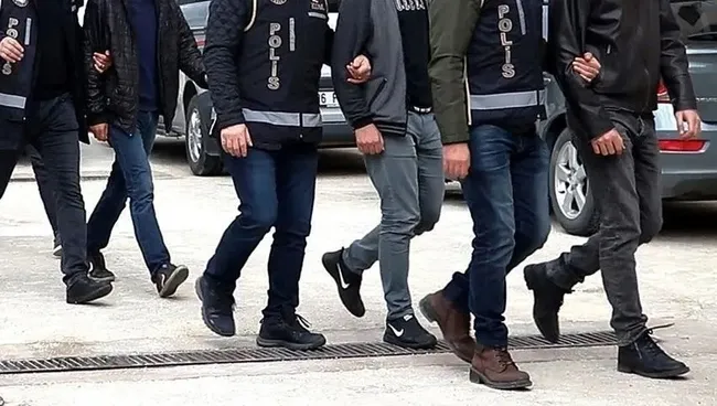 Adalet ve İçişleri Bakanlıkları duyurdu: FETÖ'ye yönelik 968 şüpheliyi kapsayan dev operasyon başlatıldı
