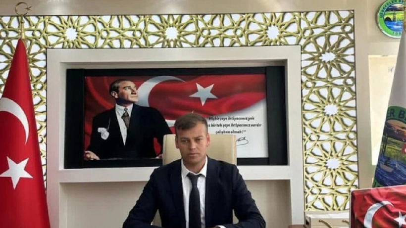 Afyonkarahisar’da 'yasak aşk' skandalı... Belediye Başkanı ve  il başkanı istifa etti