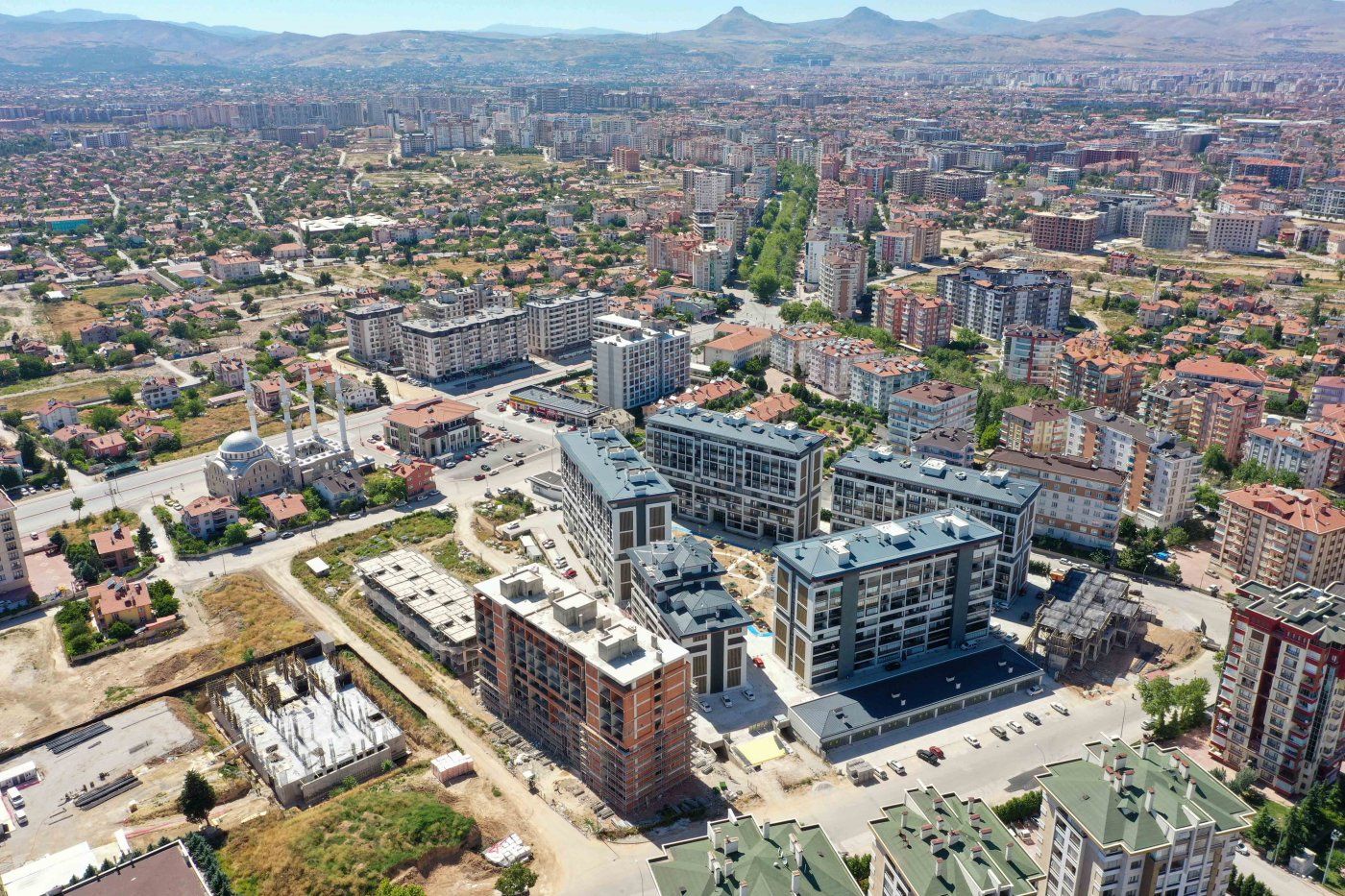 İmar ve 18 uygulamalarıyla Meram’da büyük dönüşüm
