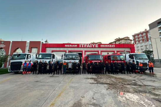 Konyalı kahramanlar dualarla yardıma gitti! 