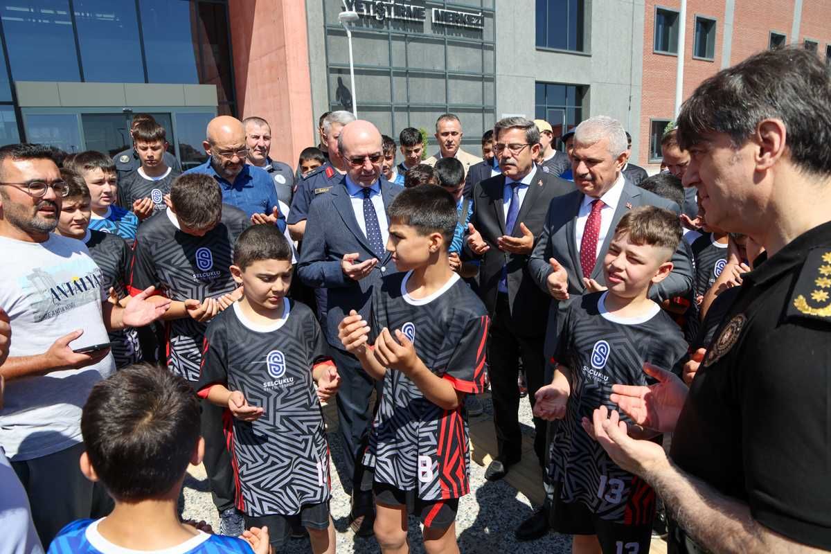 Vali Akın ve Başkan Pekyatırmacı’dan Selçuklu’nun Prestij Projelerine Ziyaret
