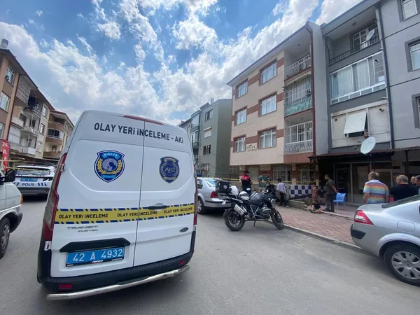 Yer Konya...  Üvey annesi ve kız kardeşinin katleden caninin babasıda öldü