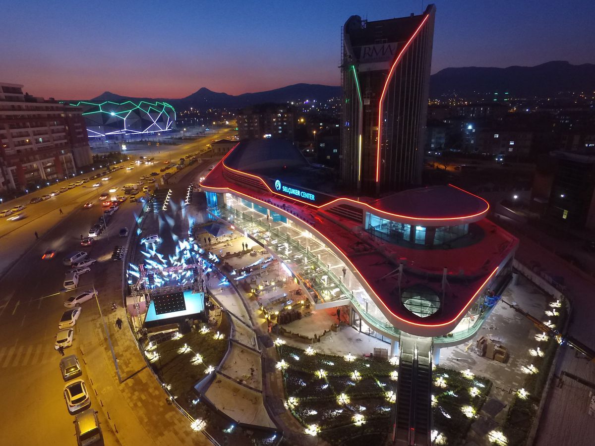 SELÇUKER CENTER AVM KONYA
